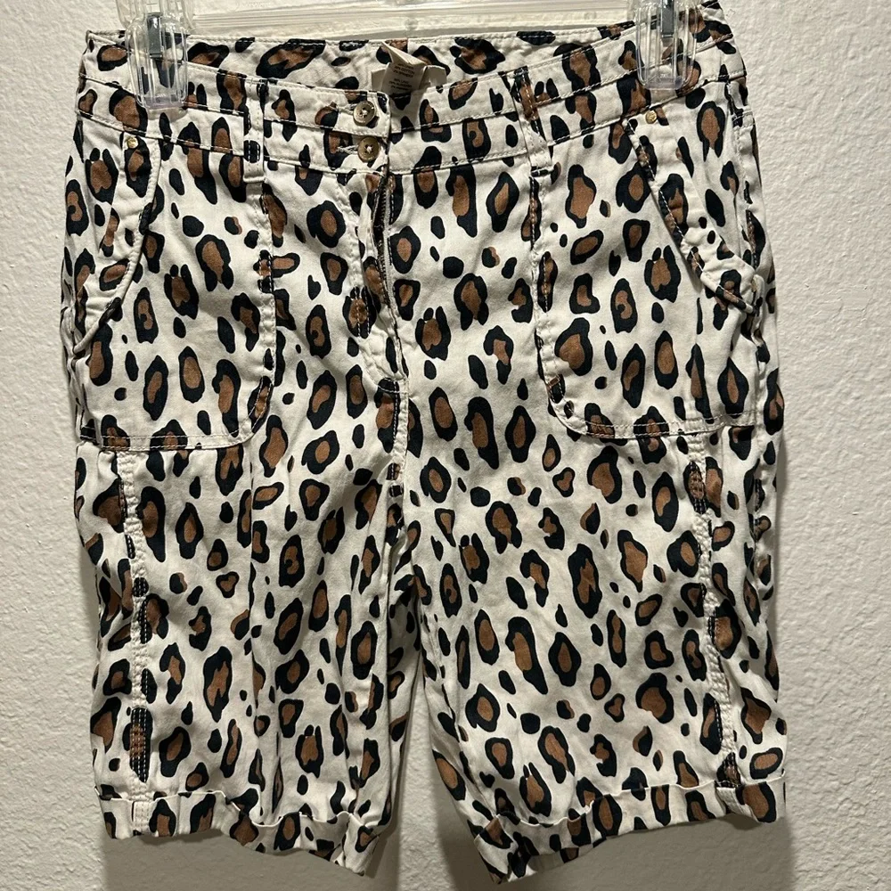 Chico's Petites‎ Floral Safari Chic Leopard Print Bermuda Shorts Size Small 0.5